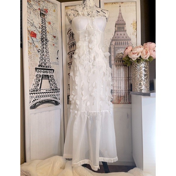 Botanics & Petals Luxury Maxi Dress In Summer White+Gold Droplets+Drop Petals - Picture 5 of 16